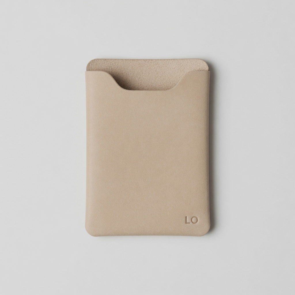 LOCKE / Leather Card Sleeve in Washed Oatmeal